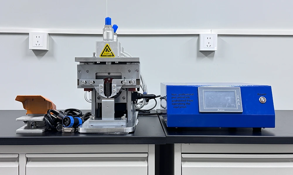 20kHz Ultrasonic Metal Welding Machine 20kHz Ultrasonic Metal Welding Machine